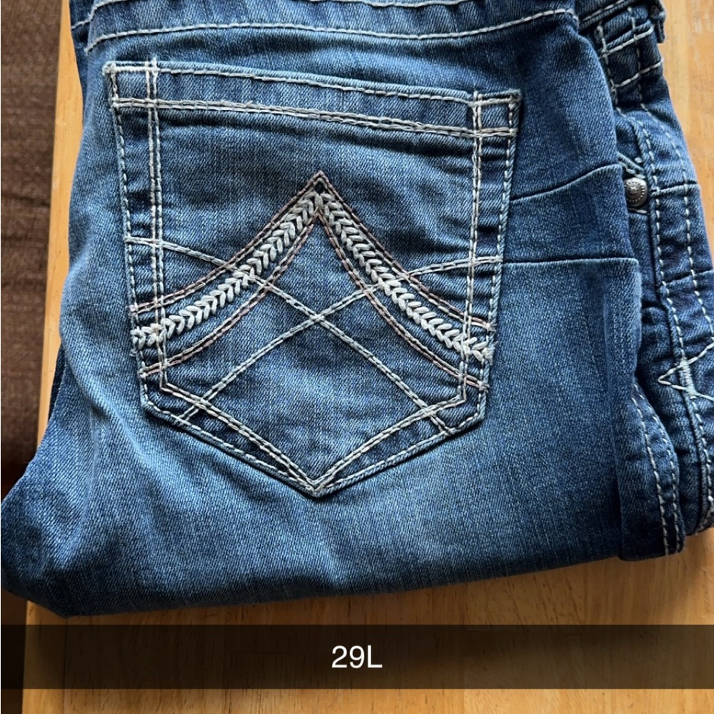 30L Ariat bootcut